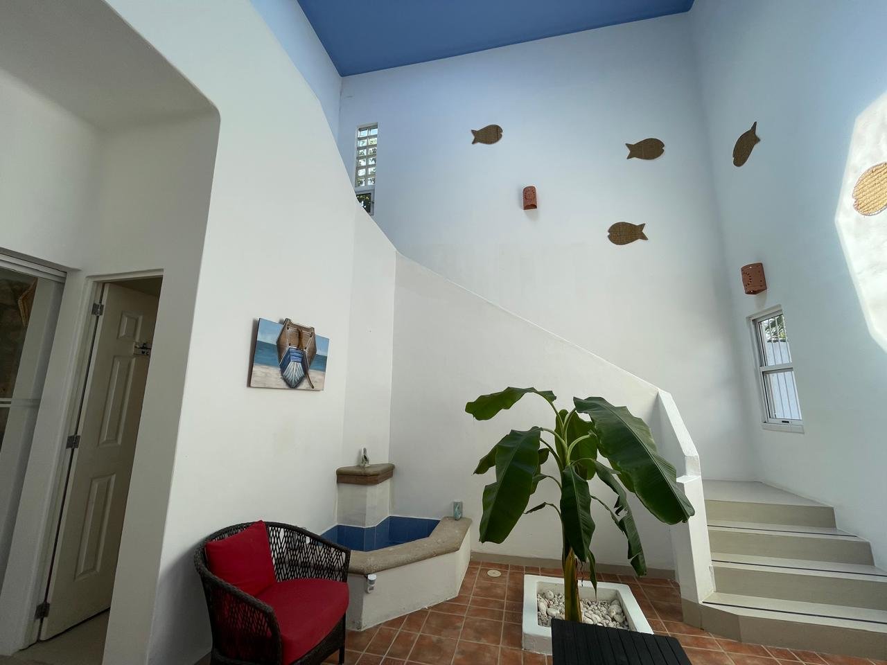 Luxury Pool House 15 min away from the Beach banner 0