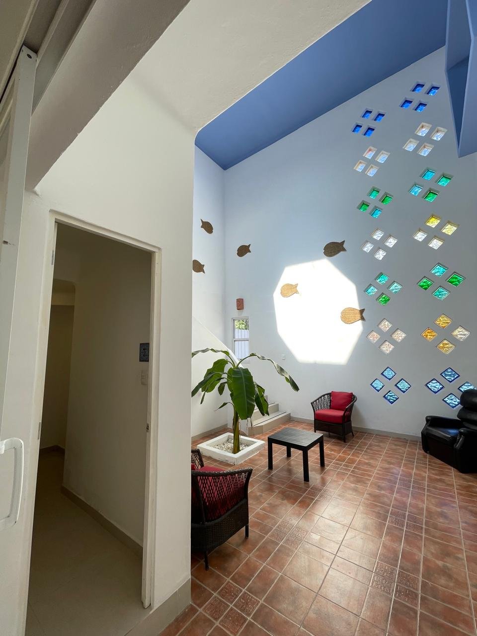 Luxury Pool House 15 min away from the Beach banner 16