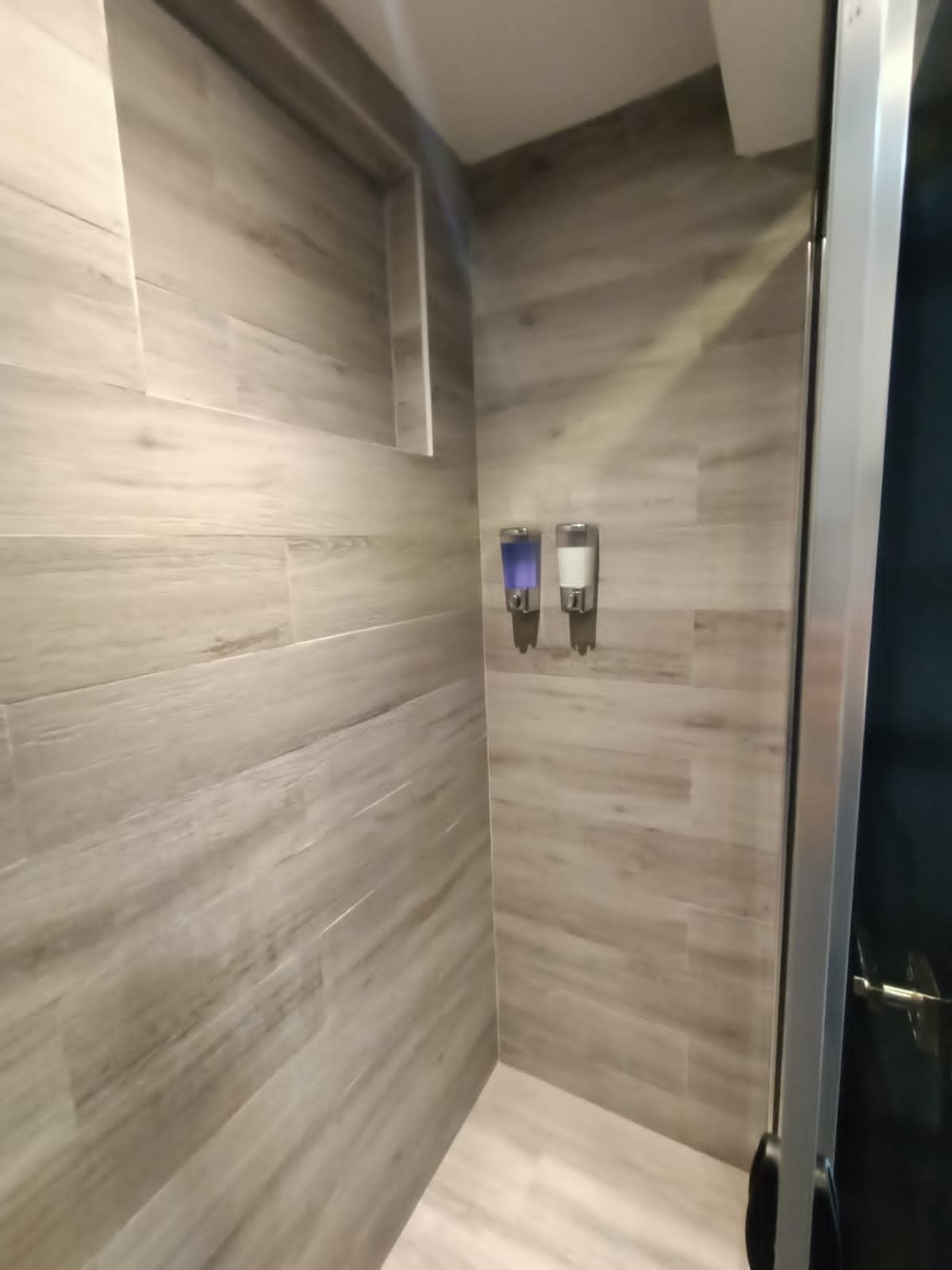 Beautiful room with sea view and pool 3512 banner 8