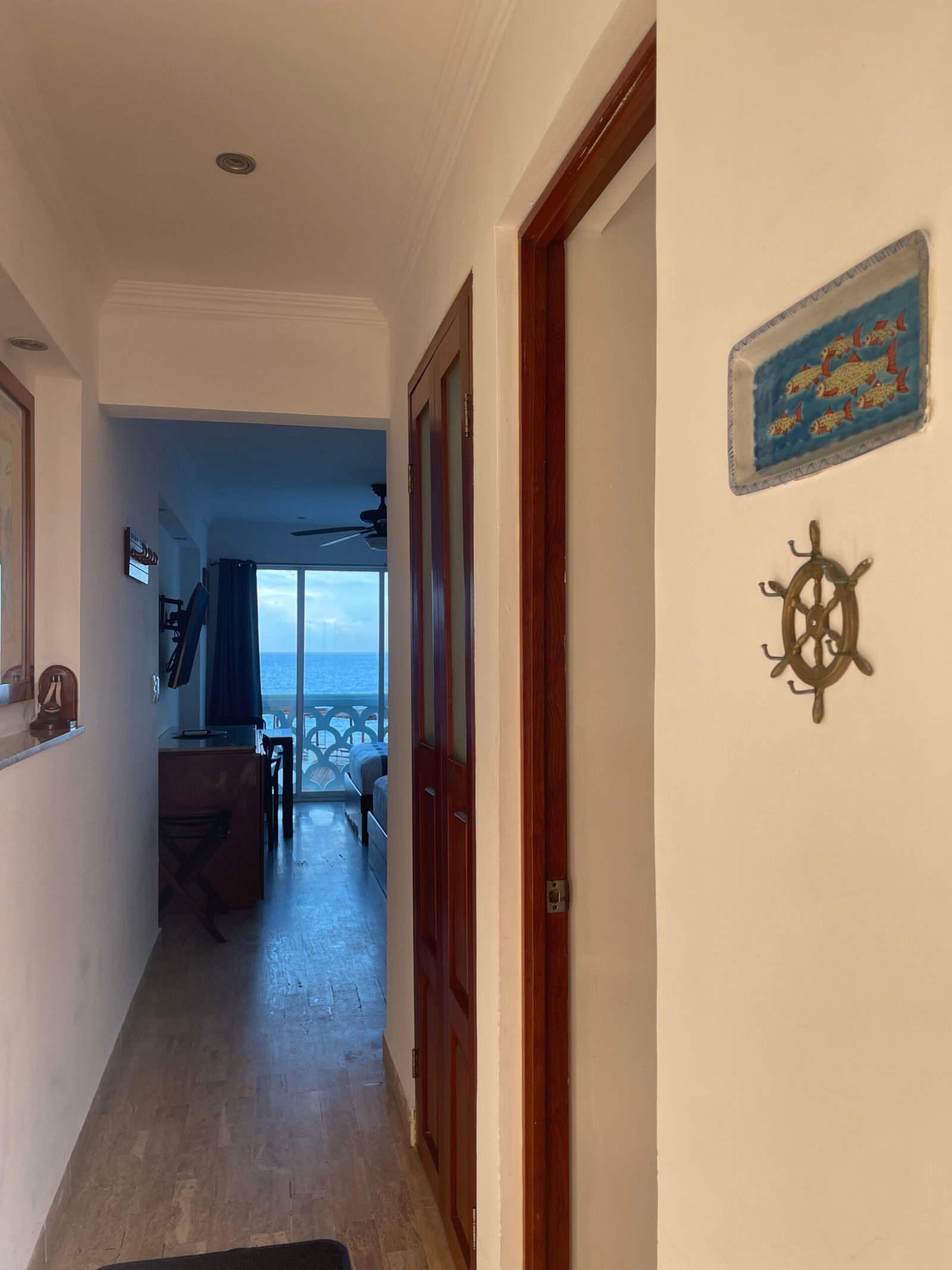 Beachfront studio, sea views. 2310 banner 9