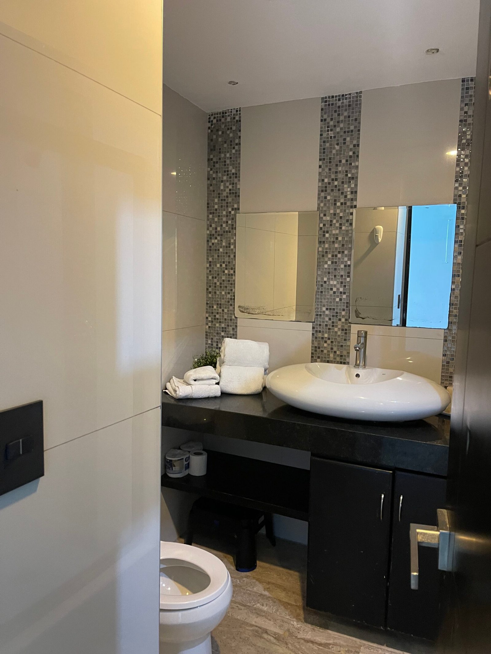 Recently remodeled studio by the sea. 4103 banner 7