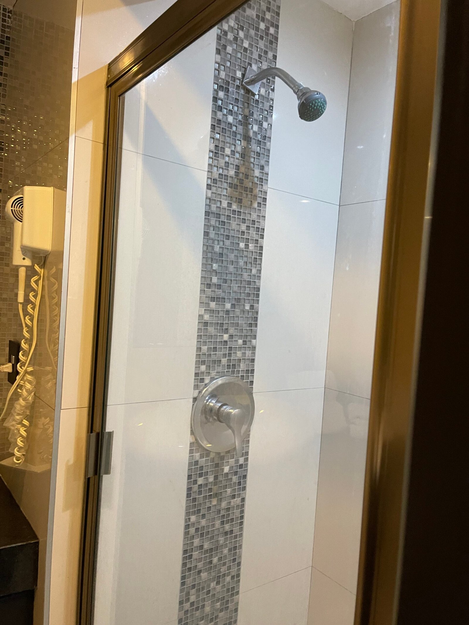 Recently remodeled studio by the sea. 4103 banner 2