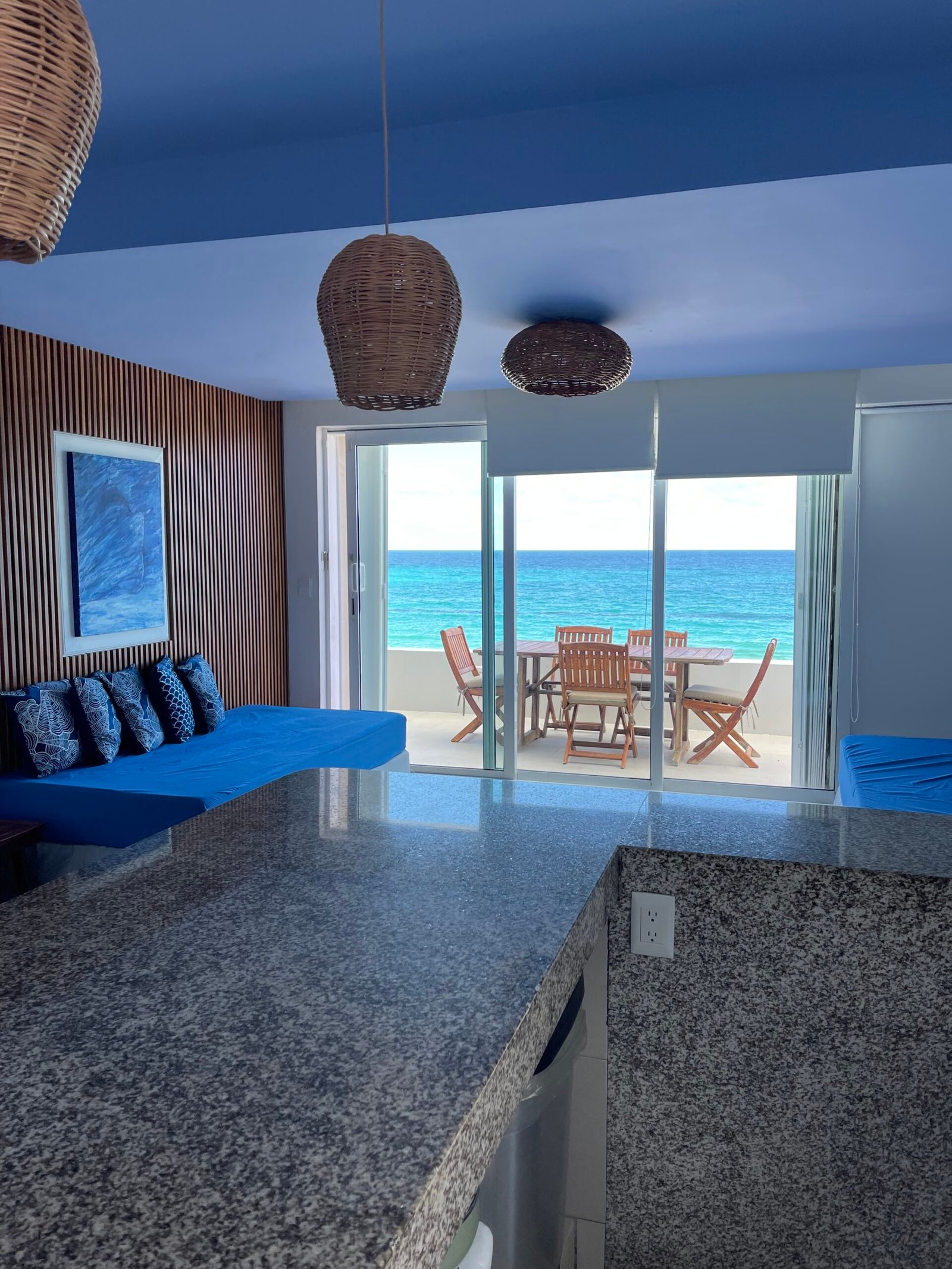 Newly remodel Luxury Suite. Ocean front4105 banner 41