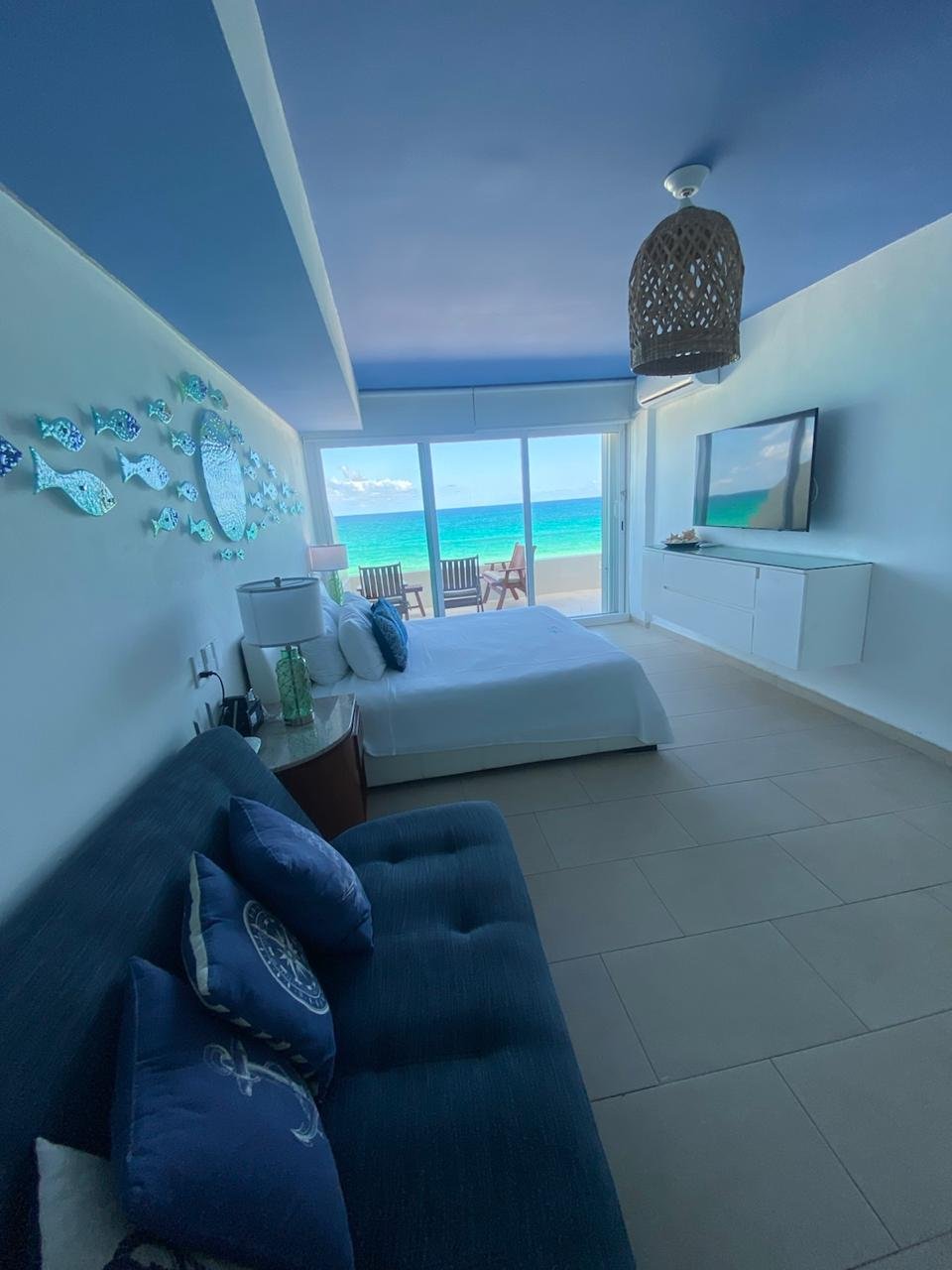 Newly remodel Luxury Suite. Ocean front4105 banner 17
